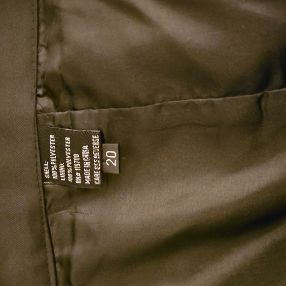 Unamed red and black dress skirt - Picture 7 of 8